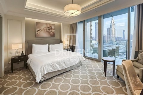 Apartemen di Downtown Dubai (Downtown Burj Dubai), UEA 2 kamar tidur, 162.67 m2 nomor 767866 - foto 4