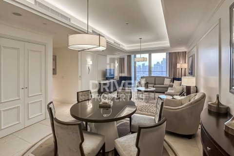 Apartemen di Downtown Dubai (Downtown Burj Dubai), UEA 2 kamar tidur, 162.67 m2 nomor 767866 - foto 2