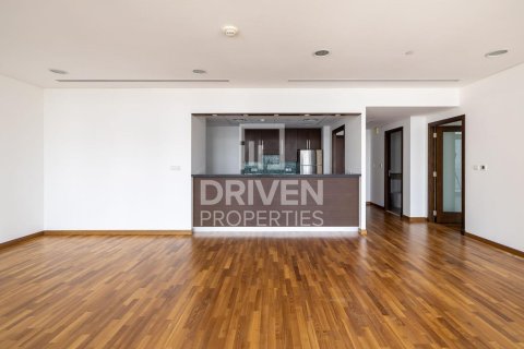 Apartment in DIFC, Dubai, UAE 2 bedrooms, 167.04 sq.m. № 762327