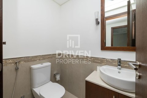Apartament na sprzedaż w DIFC, Dubai, ZEA 2 sypialnie, 167.04 mkw., nr 762327 - zdjęcie 12