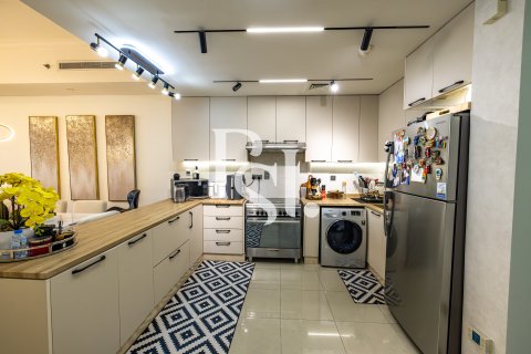 Appartamento in vendita a Al Reem Island, Abu Dhabi, EAU 2 camere da letto, 158 mq. № 716856 - foto 12