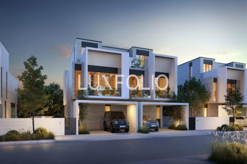 Villa in Jumeirah Golf Estates, Dubai, UAE 4 bedrooms, 263 sq.m. № 627890 - photo 2