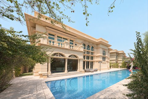 Villa à vendre à  Jumeirah Islands, Dubai, EAU 4 chambres, 987.84 m2 № 748850 - photo 2