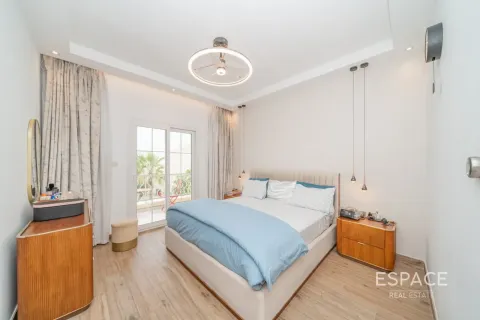Vila u The Springs, Dubai, UAE 4 spavaćih soba, 279 m2 Br. 738352 - fotografija 12