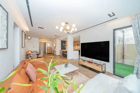Vila u The Springs, Dubai, UAE 4 spavaćih soba, 279 m2 Br. 738352 - fotografija 4