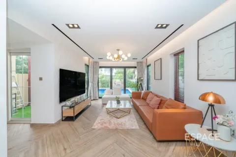 Vila u The Springs, Dubai, UAE 4 spavaćih soba, 279 m2 Br. 738352 - fotografija 3