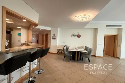 شقة للإيجار في نخلة جميرا، دبي، الإمارات العربية المتحدة 3 غرفة نوم ، 206 متر مربع ، رقم 738351 - صورة 2