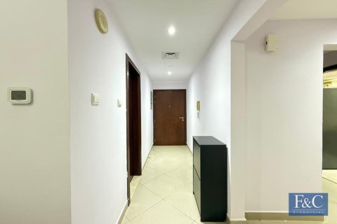 Jumeirah Lake Towers, Dubai, UAE의 아파트 침실 2개, 101제곱미터 번호 704802