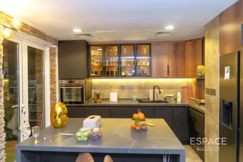 Villa The Springs, Dubaijā, AAE 2 istabas, 167 m2 Nr. 649783 - attēls 6