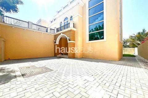 ویلا برای اجاره در Jumeirah Park، Dubai، امارات متحده عربی 4 خوابه ، 384 متر مربع ، شماره 626488 - تصویر 3