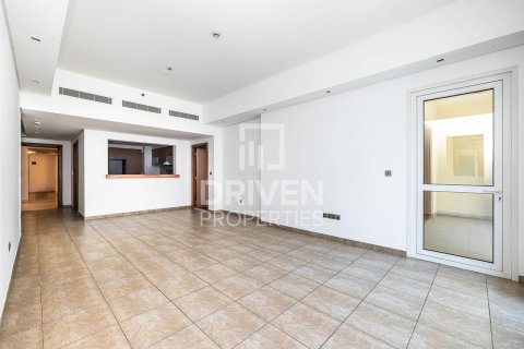 Appartamento a Palm Jumeirah, Dubai, EAU 2 camere da letto, 173.45 mq. № 768274