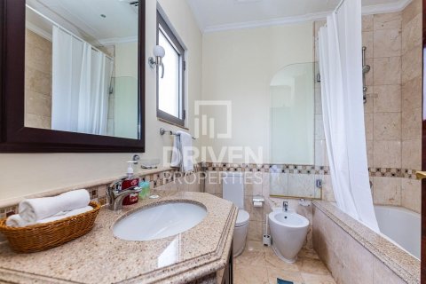 Villa Palm Jumeirah, Dubaijā, AAE 6 istabas, 1244.62 m2 Nr. 768280 - attēls 18