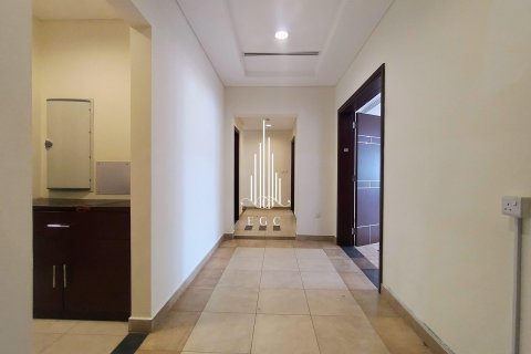 Leilighet til leie i Hamdan Street, Abu Dhabi, Emiratene 3 soverom, 185.8 kvm Nr. 578700 - Foto 4