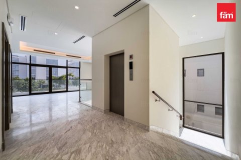 Βίλα σε Dubai, ΗΑΕ 4 υπνοδωμάτια, 627 τ.μ. Αρ. 647770 - φωτογραφία 23