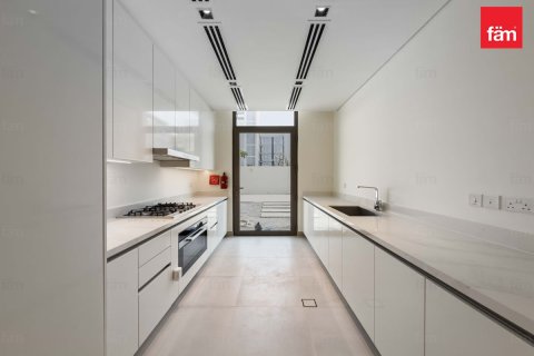Βίλα σε Dubai, ΗΑΕ 4 υπνοδωμάτια, 627 τ.μ. Αρ. 647770 - φωτογραφία 7