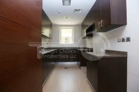 Apartment in Abu Dhabi, UAE 3 bedrooms, 176 sq.m. № 410555 - photo 5