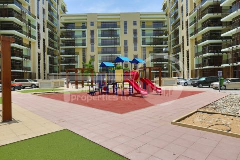 Apartment in Abu Dhabi, UAE 3 bedrooms, 176 sq.m. № 410555 - photo 16