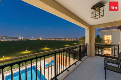 Villa en venta en Dubai, EAU 5 dormitorios, 682.7 m2 № 722360 - foto 3