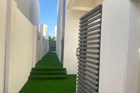 Villa til salg i Yas Island, Abu Dhabi, UAE 5 soveværelser, 765.5 kvm № 533234 - foto 9