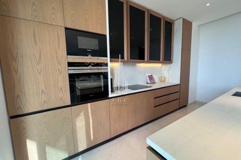 Vilë në Saadiyat Island, Abu Dhabi, Emiratet e Bashkuara Arabe 5 dhoma gjumi, 814.3 m2. № 528943 - Foto 23