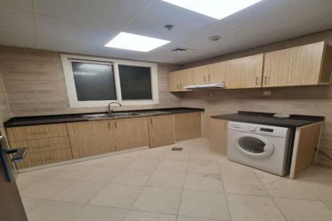Apartman u Al Rashidiya, Ajman, UAE 2 spavaćih soba, 143 m2 Br. 681465 - fotografija 11