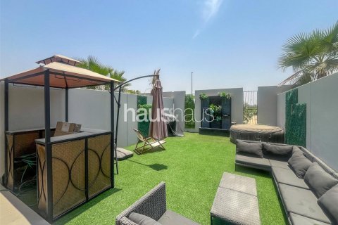 Townhouse in Mohammed Bin Rashid City, Dubai, UAE 2 bedrooms, 131 sq.m. № 627008 - photo 11