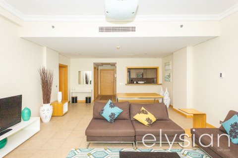 Apartament de închiriat în Palm Jumeirah, Dubai, EAU 2 dormitoare, 153 mp. №586210 - poză 11