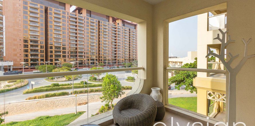 Apartament în Palm Jumeirah, Dubai, EAU 2 dormitoare, 153 mp.  №586210