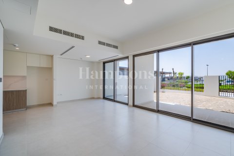 Villa à louer à The Valley, Dubai, EAU 3 chambres, 173.99988676 m2 № 702865 - photo 8