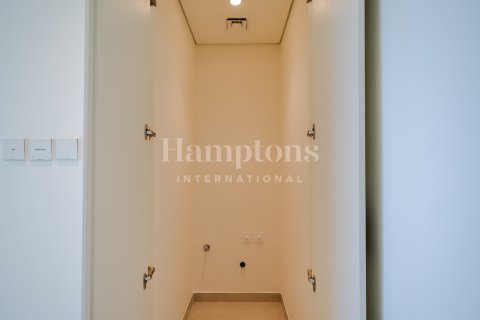 Villa à louer à The Valley, Dubai, EAU 3 chambres, 173.99988676 m2 № 702865 - photo 6