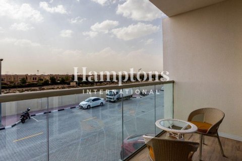Adosado en alquiler en Rukan, Dubai, EAU 2 dormitorios, 123.79975071 m2 № 702867 - foto 11