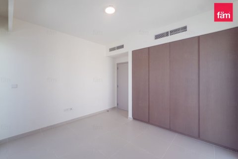 Villa til salgs i Dubai, Emiratene 3 soverom, 136.8 kvm Nr. 716022 - Foto 10