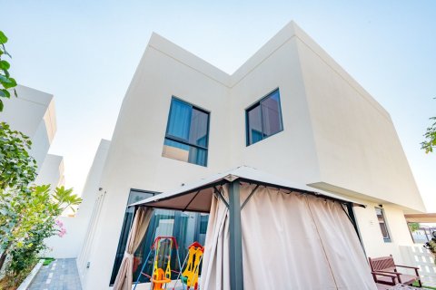Vila na Yas Island, Abu Dhabi, UAE 227 m2, 4 spavaćih soba Br. 716424