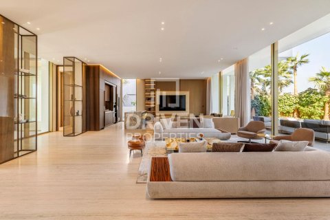 Villa til salg i Jumeirah, Dubai, UAE 6 soveværelser, 880.44 kvm № 761470 - foto 9