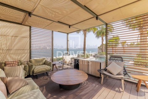 Βίλα σε Jumeirah, Dubai, ΗΑΕ 5 υπνοδωμάτια, 1487.75 τ.μ. Αρ. 761469 - φωτογραφία 28