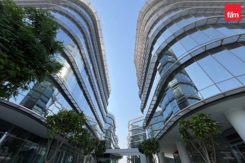 Ured u gradu Umm Ramool, Dubai, UAE 175 m2 Br. 760576 - Slika 2