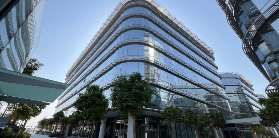 Ured u gradu Umm Ramool, Dubai, UAE 175 m2 Br. 760576
