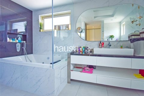 Vila di Jumeirah Islands, Dubai, UEA 4 kamar tidur, 511 m2 nomor 625354 - foto 8