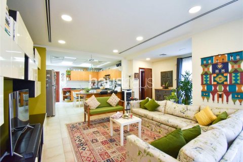 ویلا برای فروش در  Motor City، Dubai، امارات متحده عربی  4 خوابه ، 399 متر مربع ، شماره 625356 - تصویر 10