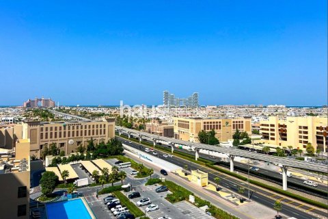 Apartment in Palm Jumeirah, Dubai, UAE 2 bedrooms, 161 sq.m. № 626474 - photo 2