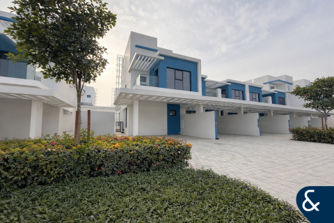 Townhouse sa Damac Lagoons, Dubai, UAE 5 silid-tulugan, 220 sq.m. № 697848