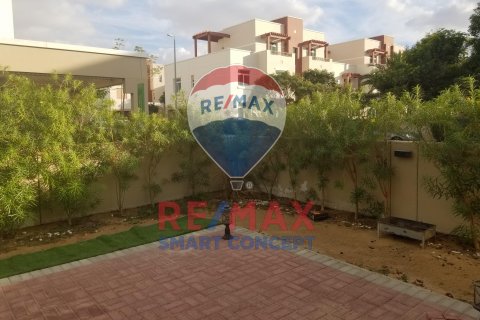 Villa in vendita a Al Ghadeer, Abu Dhabi, EAU 3 camere da letto, 226 mq. № 506990 - foto 9