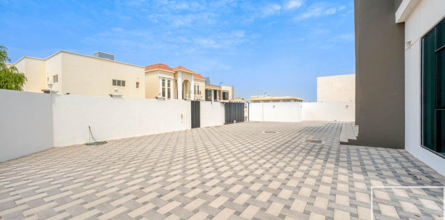 阿联酋 Dubai Al Barsha 别墅  7 卧, 1114.84 平方米 , 编号 747936