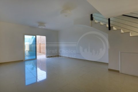 Huvila Al Reef, Abu Dhabi, Arabiemiraatit 3 makuuhuonetta, 225.2 m2 № 406813 - kuva 12