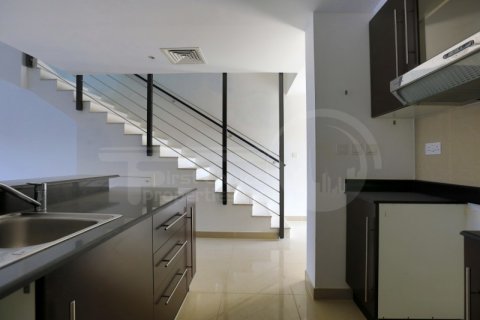 Huvila Al Reef, Abu Dhabi, Arabiemiraatit 3 makuuhuonetta, 225.2 m2 № 406813 - kuva 6