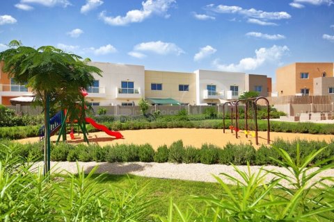 Huvila Al Reef, Abu Dhabi, Arabiemiraatit 3 makuuhuonetta, 225.2 m2 № 406813 - kuva 18