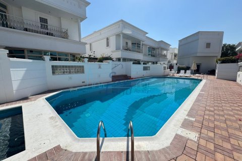 Willa do wynajęcia w Umm Suqeim, Dubai, ZEA 4 sypialnie, 372 mkw., nr 662074 - zdjęcie 18