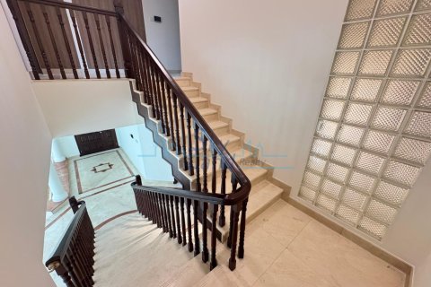 Willa do wynajęcia w Umm Suqeim, Dubai, ZEA 4 sypialnie, 372 mkw., nr 662074 - zdjęcie 28