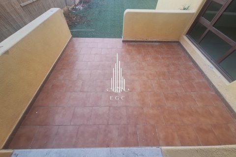Villa te huur in Sas Al Nakheel, Abu Dhabi, VAE 3 slaapkamers, 278.7 vr.m., nr 534162 - foto 18