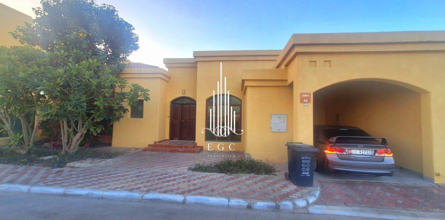 Villa in Sas Al Nakheel, Abu Dhabi, VAE 3 slaapkamers, 278.7 vr.m. nr 534162